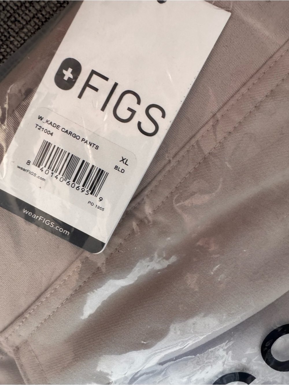 FIGS Scrub Set. NWT. XL - Picture 5 of 5